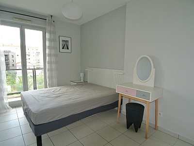 APPARTEMENT T3 A LOUER - LYON 2EME ARRONDISSEMENT - 63.91 m2 - 1 577 € charges comprises par mois