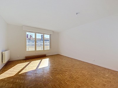 APPARTEMENT T3 A LOUER - LYON 2EME ARRONDISSEMENT - 66.29 m2 - 1 380 € charges comprises par mois