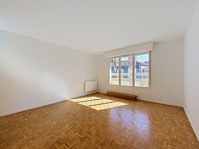 APPARTEMENT T3 A LOUER - LYON 2EME ARRONDISSEMENT - 66.29 m2 - 1 380 € charges comprises par mois