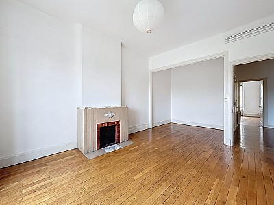 APPARTEMENT T3 A LOUER - LYON 3EME ARRONDISSEMENT - 93.27 m2 - 1 166 € charges comprises par mois