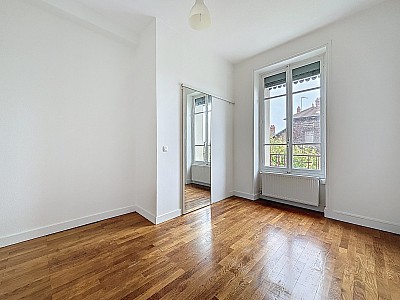 APPARTEMENT T3 A LOUER - LYON 3EME ARRONDISSEMENT - 75.51 m2 - 1101€ charges comprises par mois