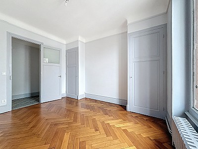 APPARTEMENT T3 A LOUER - LYON 3EME ARRONDISSEMENT - 99.12 m2 - 1�474�&euro; charges comprises par mois