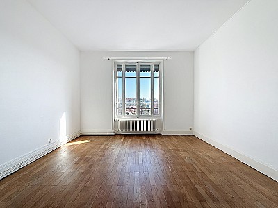 APPARTEMENT T3 A LOUER - LYON 3EME ARRONDISSEMENT - 74.68 m2 - 1�282�&euro; charges comprises par mois