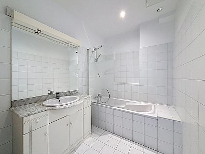 APPARTEMENT T3 A LOUER - LYON 3EME ARRONDISSEMENT - 75.16 m2 - 1�290�&euro; charges comprises par mois