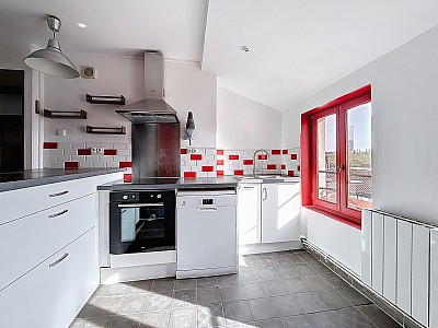 APPARTEMENT T3 A LOUER - LYON 3EME ARRONDISSEMENT - 54.05 m2 - 960 € charges comprises par mois