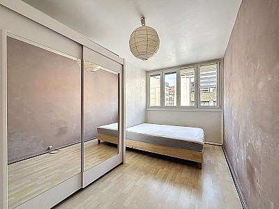 APPARTEMENT T3 A LOUER - LYON 3EME ARRONDISSEMENT - 63.9 m2 - 1 275 € charges comprises par mois