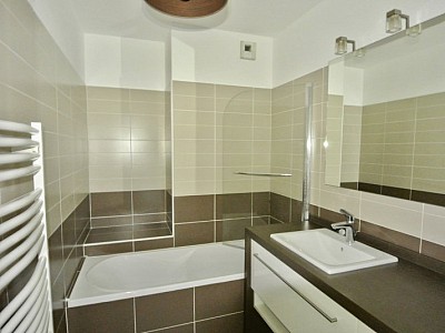 APPARTEMENT T3 A LOUER - LYON 3EME ARRONDISSEMENT - 68.82 m2 - 1 456 &euro; charges comprises par mois