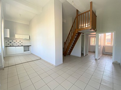 APPARTEMENT T3 A LOUER - LYON 4EME ARRONDISSEMENT - 58.25 m2 - 1131€ charges comprises par mois