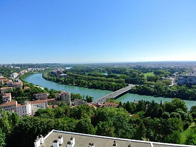 APPARTEMENT T3 A LOUER - LYON 4EME ARRONDISSEMENT Cdt Arnaud-Dumont d Urville - 62.34 m2 - 888�&euro; charges comprises par mois
