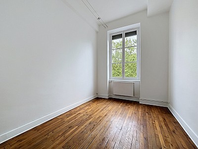 APPARTEMENT T3 A LOUER - LYON 4EME ARRONDISSEMENT - 60.04 m2 - 925 &euro; charges comprises par mois