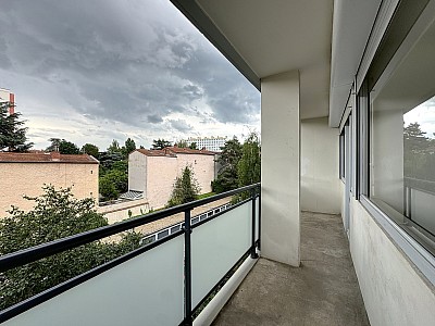 APPARTEMENT T3 A LOUER - LYON 5EME ARRONDISSEMENT - 62.1 m2 - 980€ charges comprises par mois
