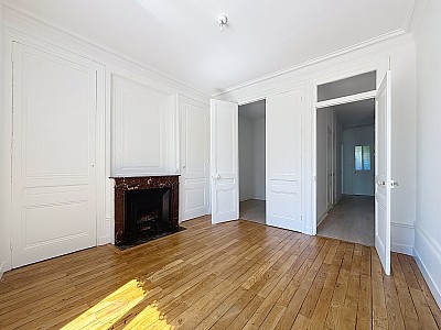 APPARTEMENT T3 A LOUER - LYON 5EME ARRONDISSEMENT - 66.93 m2 - 996€ charges comprises par mois