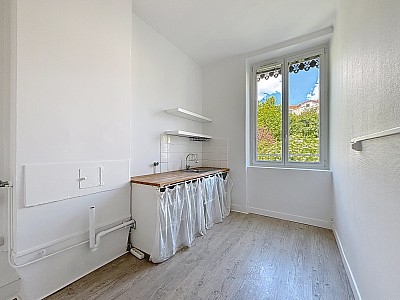 APPARTEMENT T3 A LOUER - LYON 5EME ARRONDISSEMENT - 66.93 m2 - 996€ charges comprises par mois