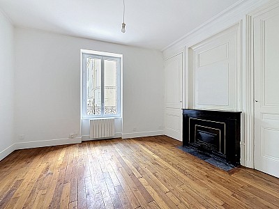 APPARTEMENT T3 A LOUER - LYON 5EME ARRONDISSEMENT - 51.55 m2 - 850 € charges comprises par mois