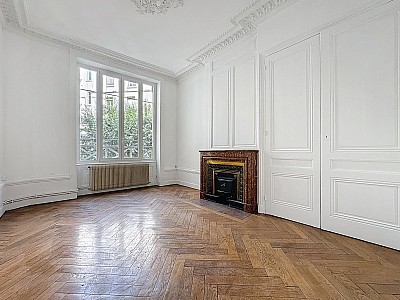 APPARTEMENT T3 A LOUER - LYON 6EME ARRONDISSEMENT - 88.83 m2 - 1080€ charges comprises par mois