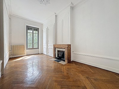 APPARTEMENT T3 A LOUER - LYON 6EME ARRONDISSEMENT - 88.83 m2 - 1080€ charges comprises par mois