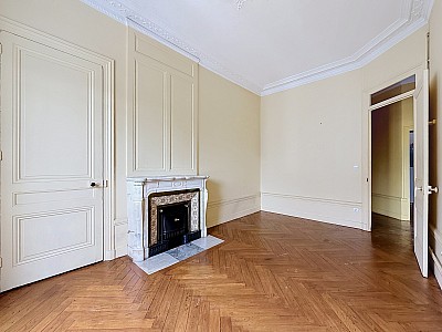 APPARTEMENT T3 A LOUER - LYON 6EME ARRONDISSEMENT - 86.42 m2 - 1 380 € charges comprises par mois