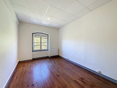 APPARTEMENT T3 A LOUER - LYON 7EME ARRONDISSEMENT - 90.04 m2 - 1353€ charges comprises par mois