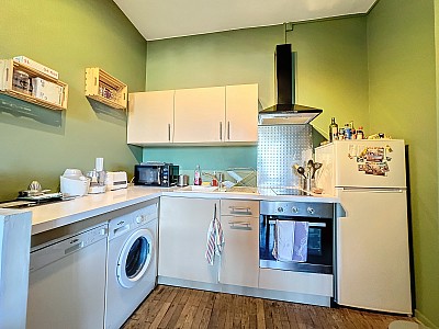 APPARTEMENT T3 A LOUER - LYON 7EME ARRONDISSEMENT - 61.78 m2 - 1 230 &euro; charges comprises par mois