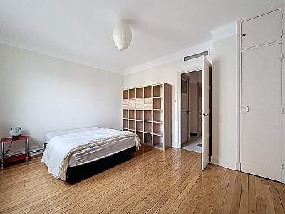 APPARTEMENT T3 A LOUER - LYON 8EME ARRONDISSEMENT - 76.7 m2 - 1 295 € charges comprises par mois