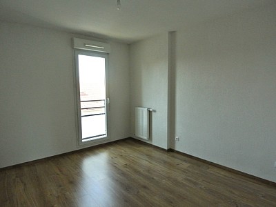 APPARTEMENT T3 A LOUER - LYON 8EME ARRONDISSEMENT - 73.15 m2 - 1 009 € charges comprises par mois
