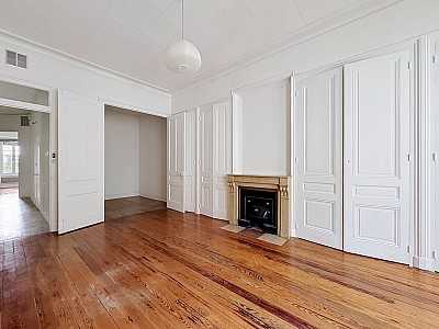 APPARTEMENT T3 A LOUER - LYON 8EME ARRONDISSEMENT - 121 m2 - 1 069 € charges comprises par mois