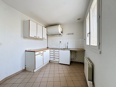 APPARTEMENT T3 A LOUER - ST GENIS LAVAL - 64.7 m2 - 804,19 € charges comprises par mois