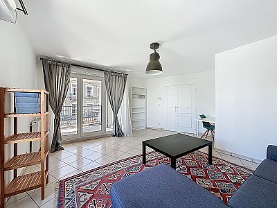 APPARTEMENT T3 A LOUER - VILLEURBANNE - 76.4 m2 - 1005€ charges comprises par mois
