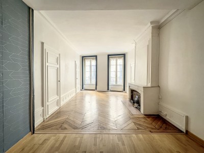 APPARTEMENT T3 A VENDRE - LYON 1ER ARRONDISSEMENT - 72 m2 - 350000 €