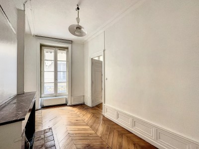 APPARTEMENT T3 - LYON 1ER ARRONDISSEMENT - 72 m2 - VENDU