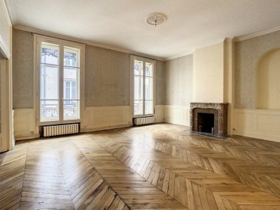 APPARTEMENT T3 - LYON 2EME ARRONDISSEMENT - 114 m2 - VENDU