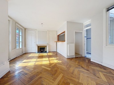 APPARTEMENT T3 A VENDRE - LYON 2EME ARRONDISSEMENT - 57 m2 - 345 000 €