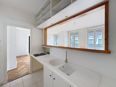 APPARTEMENT T3 A VENDRE - LYON 2EME ARRONDISSEMENT - 57 m2 - 345 000 €