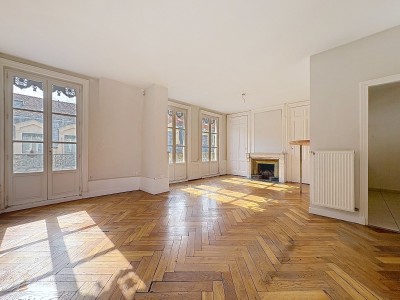 APPARTEMENT T3 A VENDRE - LYON 2EME ARRONDISSEMENT - 57 m2 - 345 000 €