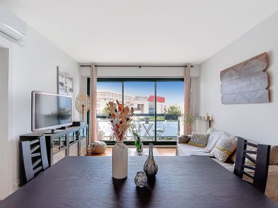 Appartement 3 pices avec balcons - 2 chambres A VENDRE - LYON 3EME ARRONDISSEMENT - 62 m2 - 292000€