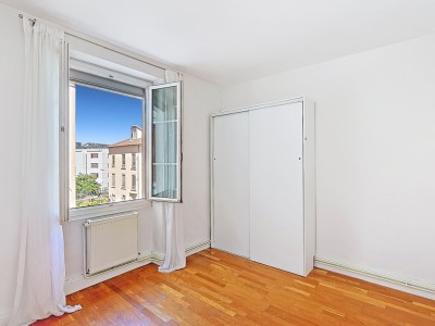 Appartement 3 pices avec loggias - 2 chambres A VENDRE - LYON 3EME ARRONDISSEMENT - 49.15 m2 - 210000€