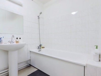 Appartement 3 pices avec balcon - 2 chambres A VENDRE - LYON 3EME ARRONDISSEMENT - 76 m2 - 320000€