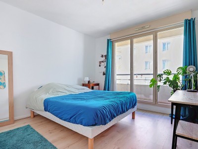 Appartement 3 pices avec balcons - 2 chambres A VENDRE - LYON 3EME ARRONDISSEMENT - 80 m2 - 388000€