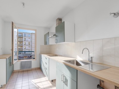 Appartement 3 pices avec balcons - 2 chambres A VENDRE - LYON 3EME ARRONDISSEMENT - 80 m2 - 375000€