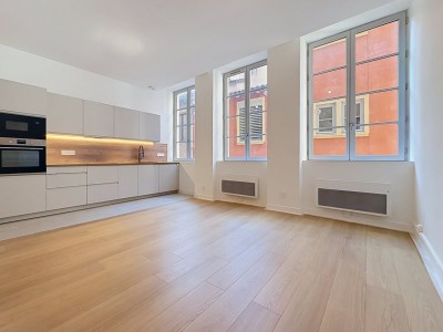 APPARTEMENT T3 A VENDRE - LYON 5EME ARRONDISSEMENT - 57 m2 - 315 000 €