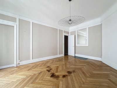 APPARTEMENT T3 A VENDRE - LYON 6EME ARRONDISSEMENT BROTTEAUX - 78.33 m2 - 442�000�&euro;