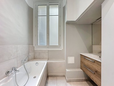 APPARTEMENT T3 A VENDRE - LYON 6EME ARRONDISSEMENT BROTTEAUX - 78.33 m2 - 442�000�&euro;