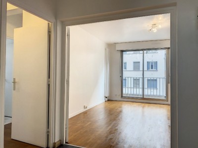 APPARTEMENT T3 A VENDRE - LYON 6EME ARRONDISSEMENT - 70,5 m2 - 299000 €