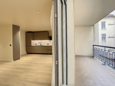 APPARTEMENT T3 A VENDRE - LYON 6EME ARRONDISSEMENT - 80.28 m2 - 580000 €