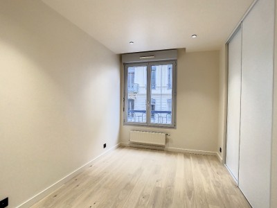 APPARTEMENT T3 A VENDRE - LYON 6EME ARRONDISSEMENT - 80.28 m2 - 580000 €