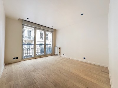 APPARTEMENT T3 - LYON 6EME ARRONDISSEMENT - 80.28 m2 - VENDU