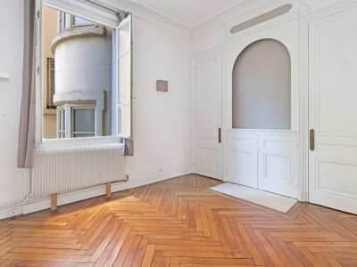 Appartement 3 pièces - 2 chambres A VENDRE - LYON 6EME ARRONDISSEMENT - 76.16 m2 - 410 000 €