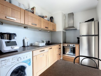 Appartement 3 pices avec terrasse - 2 chambres - LYON 7EME ARRONDISSEMENT - 73 m2 - VENDU