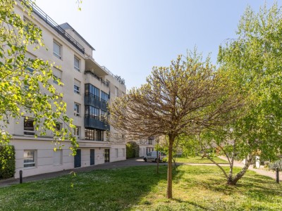 APPARTEMENT T3 A VENDRE - LYON 7EME ARRONDISSEMENT - 71.07 m2 - 360000€