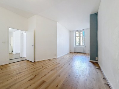 APPARTEMENT T3 A VENDRE - LYON 7EME ARRONDISSEMENT - 59 m2 - 262�500�&euro;